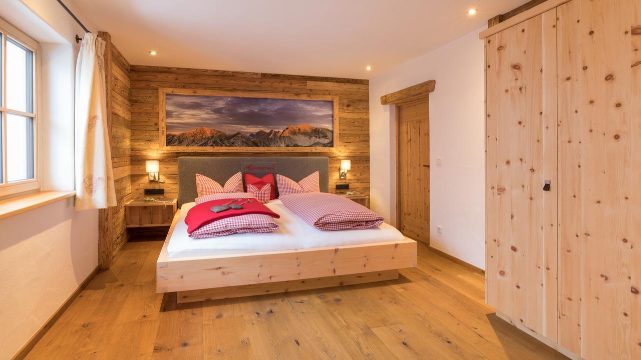 Gastehaus Alpengruss Hotell Wallgau Exteriör bild